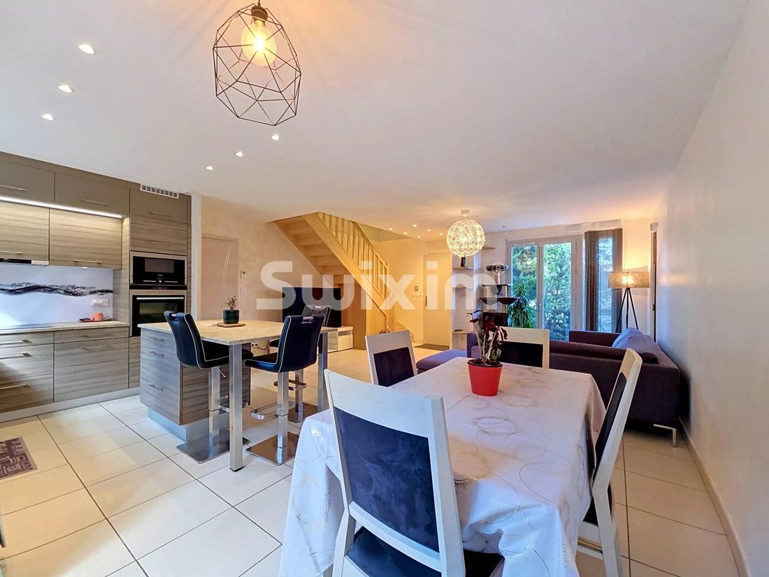 Apartment in Divonne-les-Bains, Auvergne-Rhône-Alpes, France 1 - 18907857
