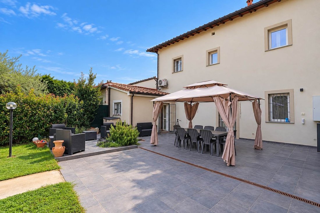 Townhouse in San Giusto-San Cresci, Campi Bisenzio, Tuscany 1 - 18911209