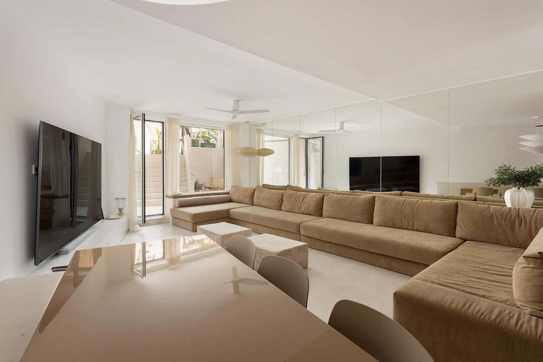 Apartment in Les Corts, Barcelona, Spain 2 - 18905898