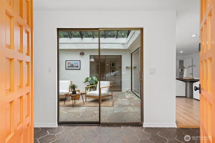 House in Sammamish, Washington, United States 2 - 18912805