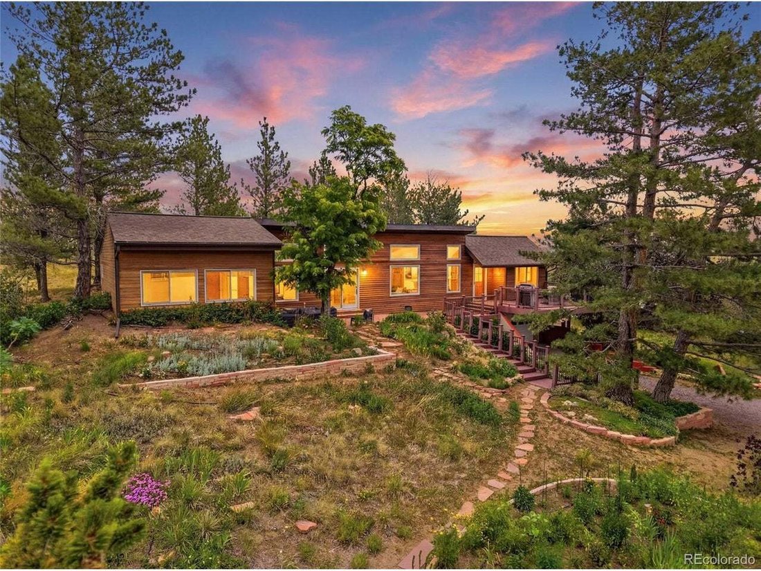 House in Longmont, Colorado, United States 2 - 18913150