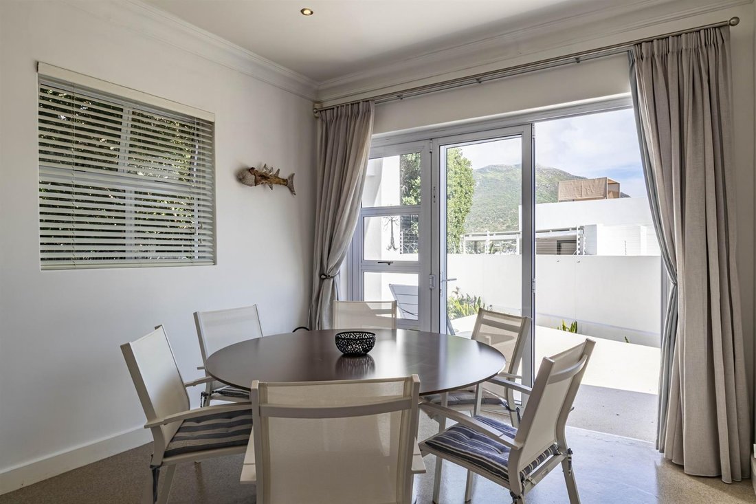 Townhouse in Hout Bay, South Peninsula, Cape Town 3 - 18917405