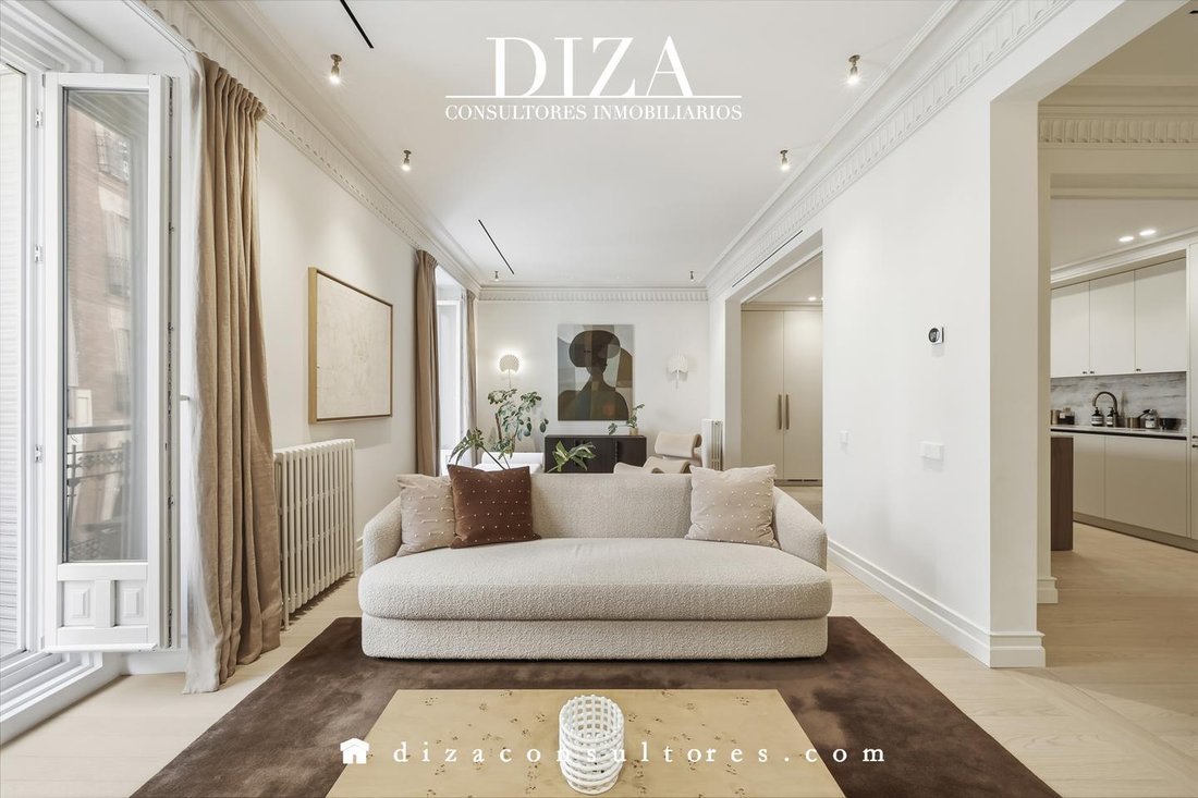 Apartment in Chamberi, Madrid, Spain 4 - 18906972