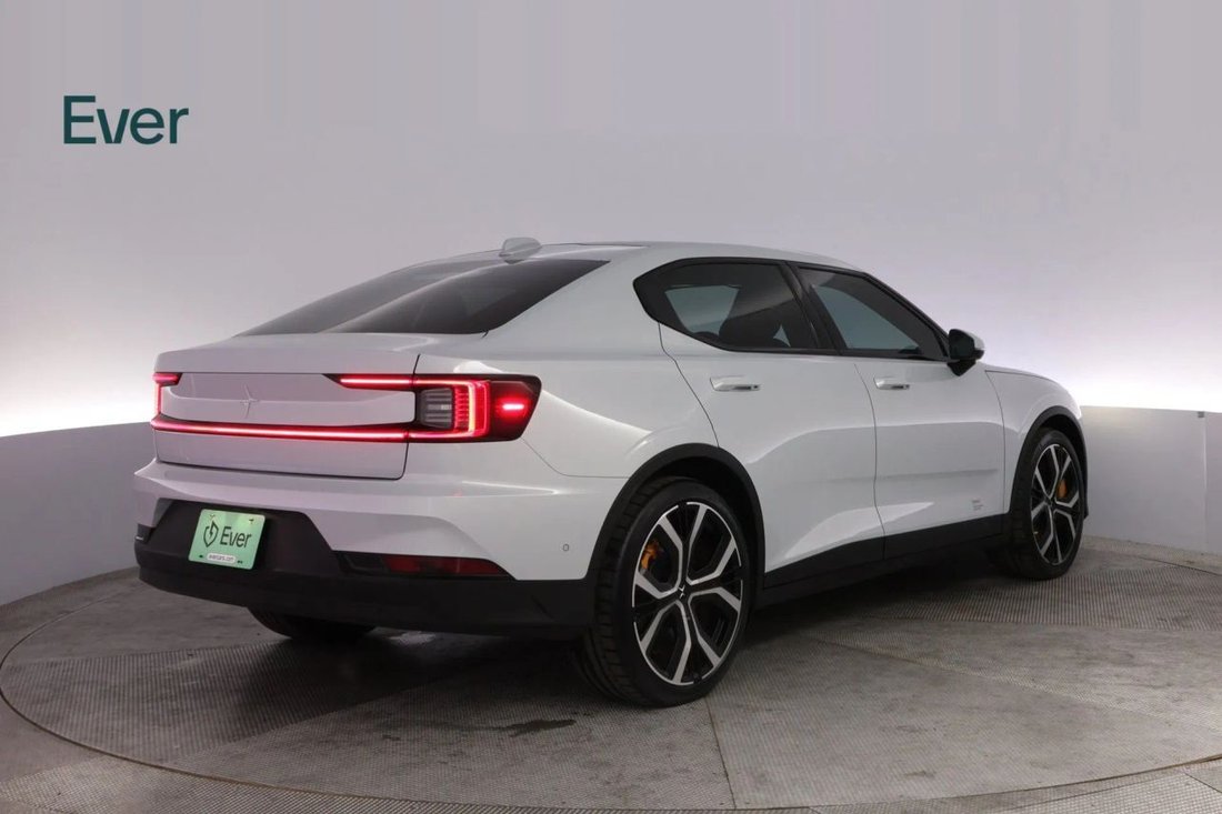 Coupe in San Francisco, CA, United States 3 - 18517936