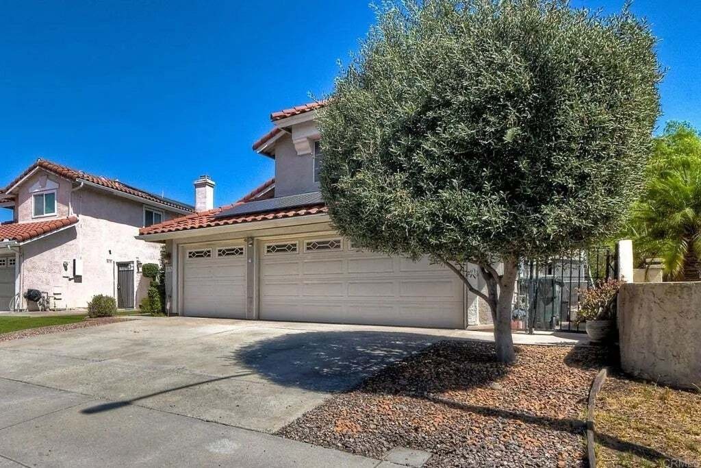 House in Escondido, California, United States 3 - 18917320