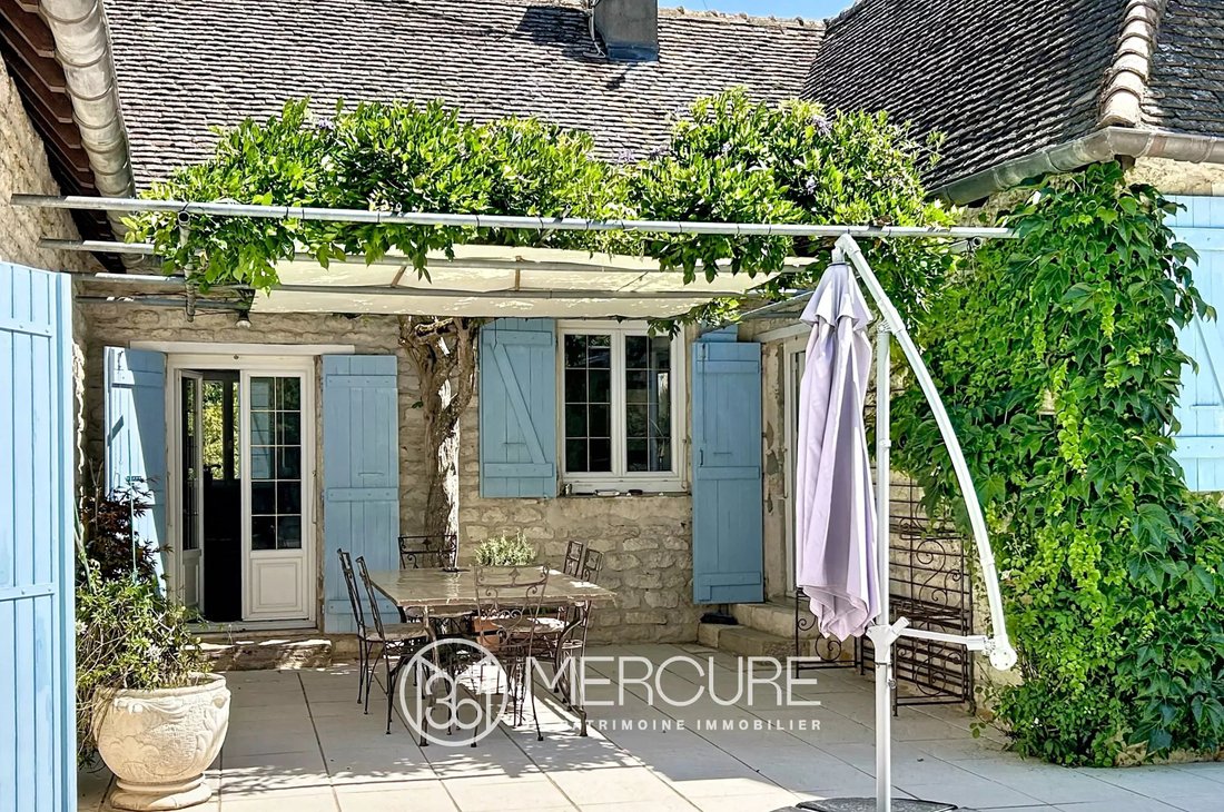 Estate in Givry, Bourgogne – Franche-Comté, France 5 - 18807011