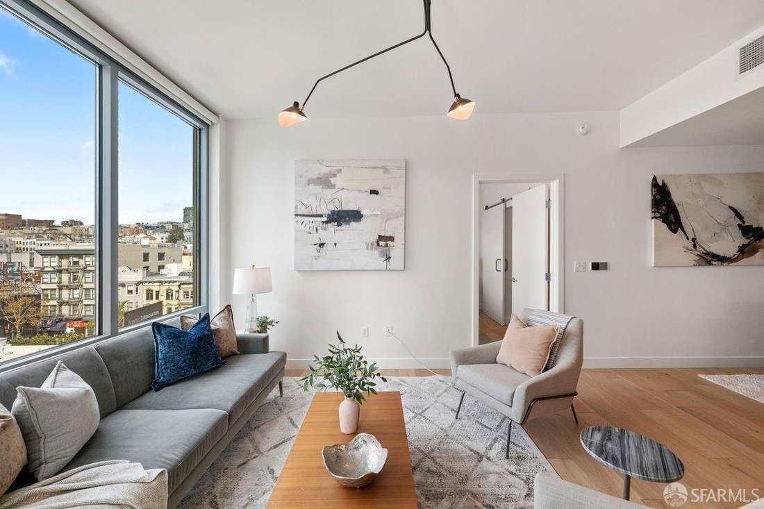 Condo in San Francisco, California, United States 2 - 18908629