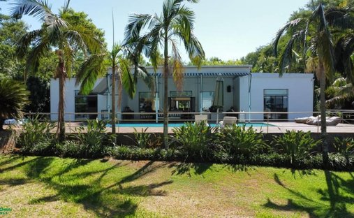 Townhouse in Villa Elisa, Paraguay, Central Department, Paraguay 1