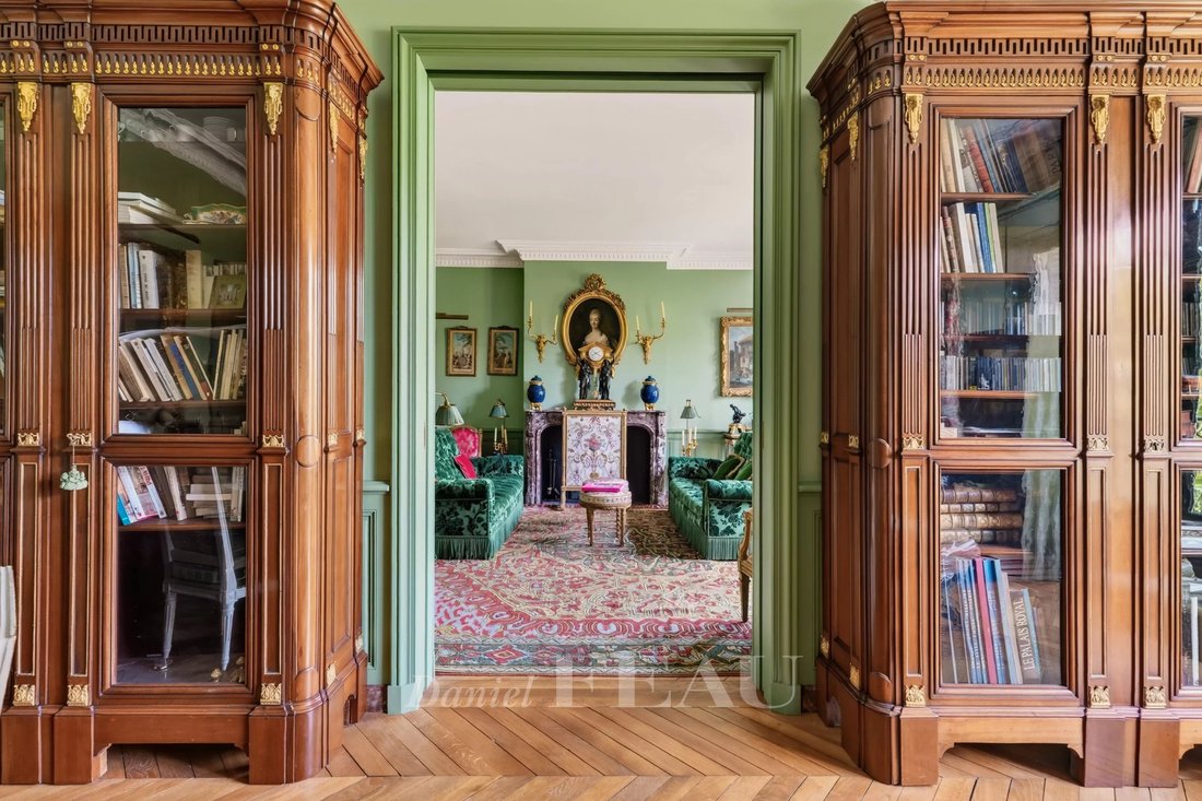 Apartment in Parc Monceau, Paris 8e Arrondissement, Paris 2 - 18920120