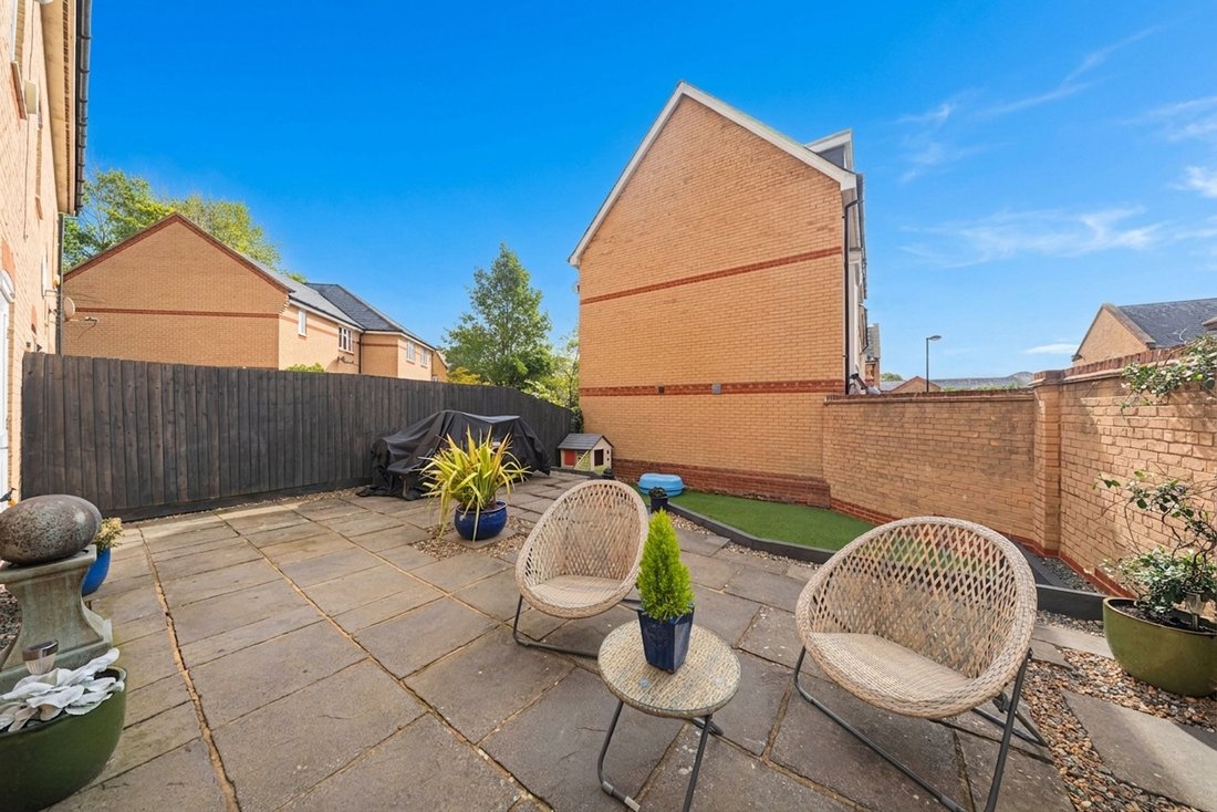 House in Haywards Heath, England 2 - 18907018