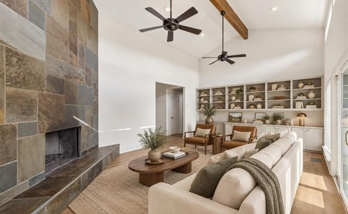 House in Hickory Creek, Texas, United States 1
