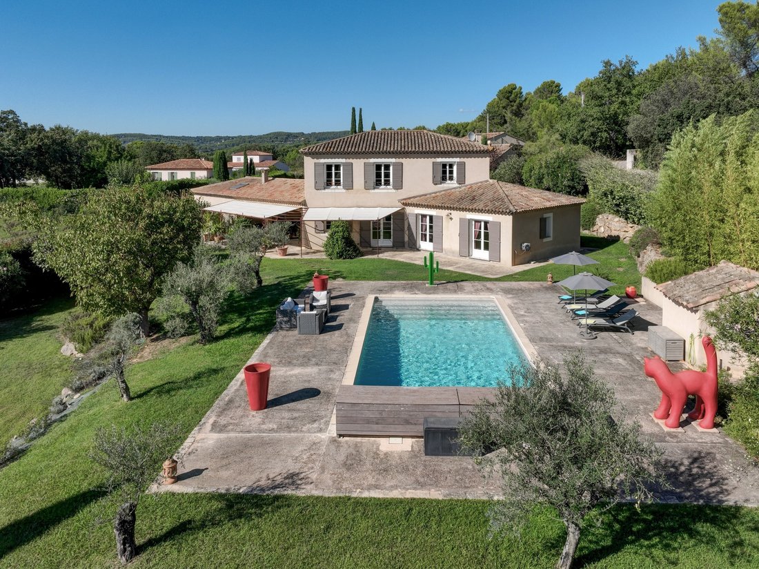 House in Le Tholonet, Provence-Alpes-Côte d'Azur, France 1 - 18908497