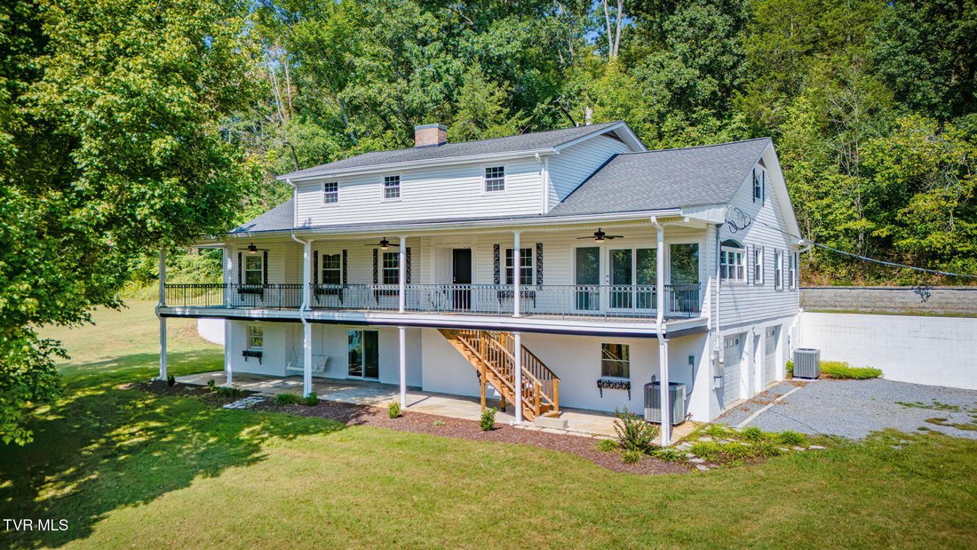 House in Elizabethton, Tennessee, United States 1 - 18906124