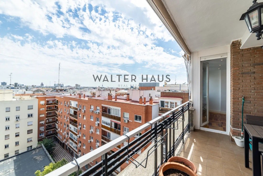 Penthouse in Chamberi, Madrid, Spain 4 - 18908035