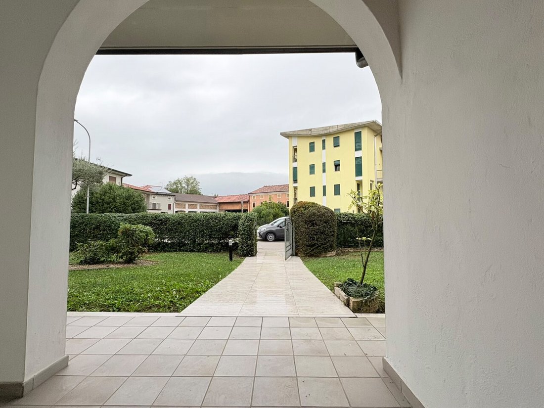 Casa en Monticello Conte Otto, Véneto, Italia 2 - 18911580