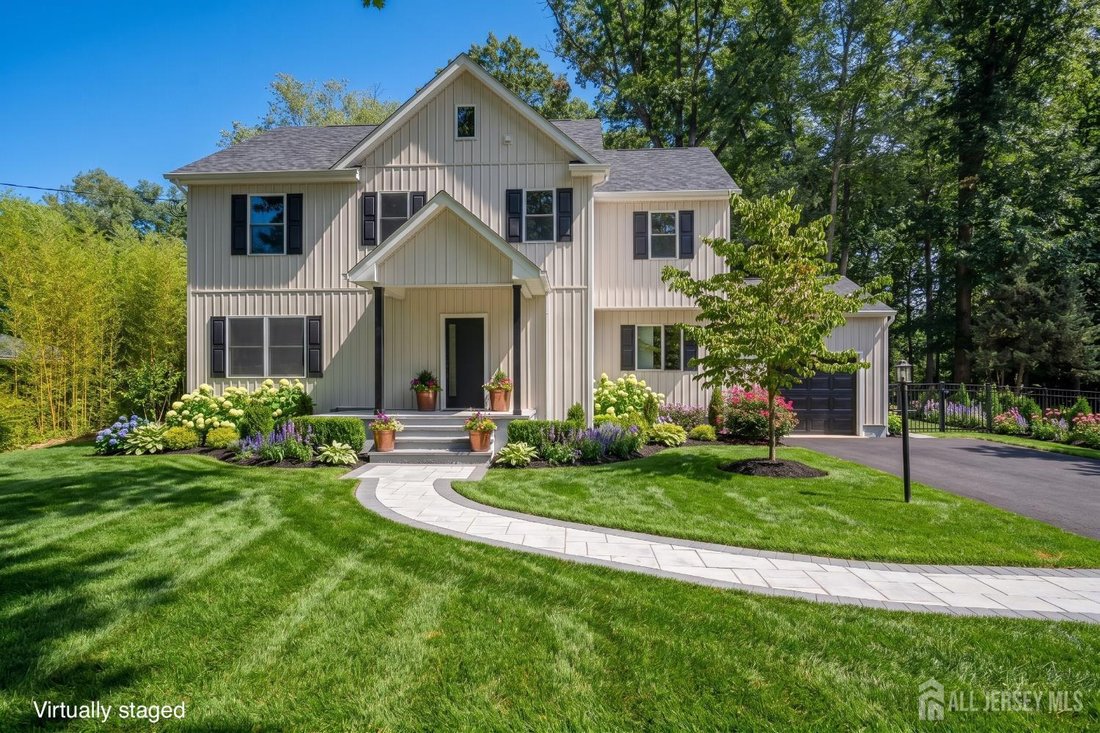 Casa a North Brunswick, New Jersey, Stati Uniti 1 - 18916415