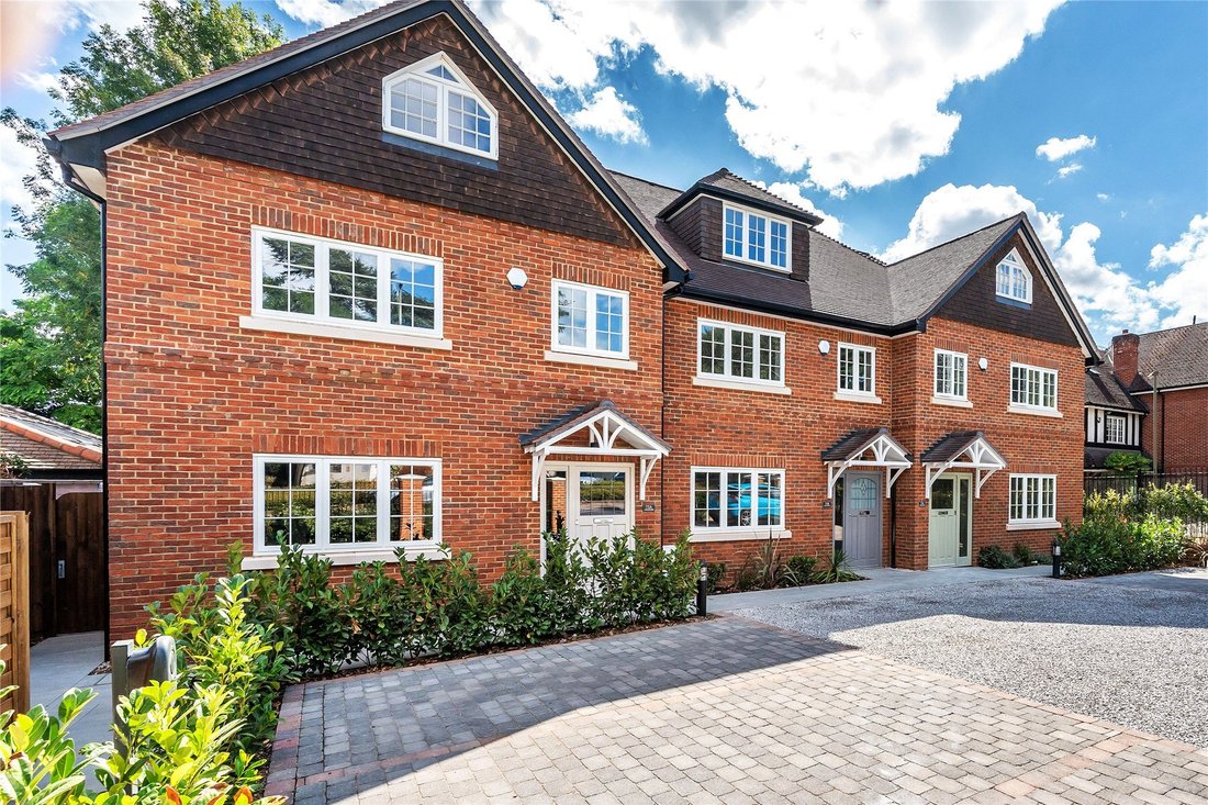 House in Hersham, Elmbridge, England 1 - 18905922