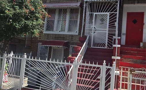 House in New York, New York, United States 1