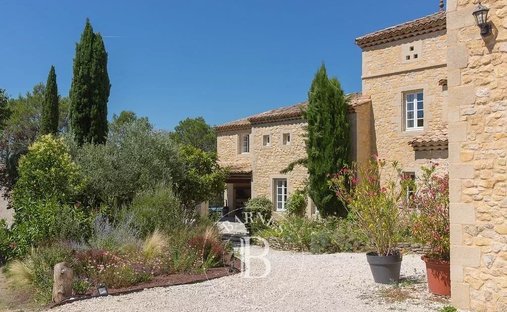 Maison à Uzès, Occitanie, France 1