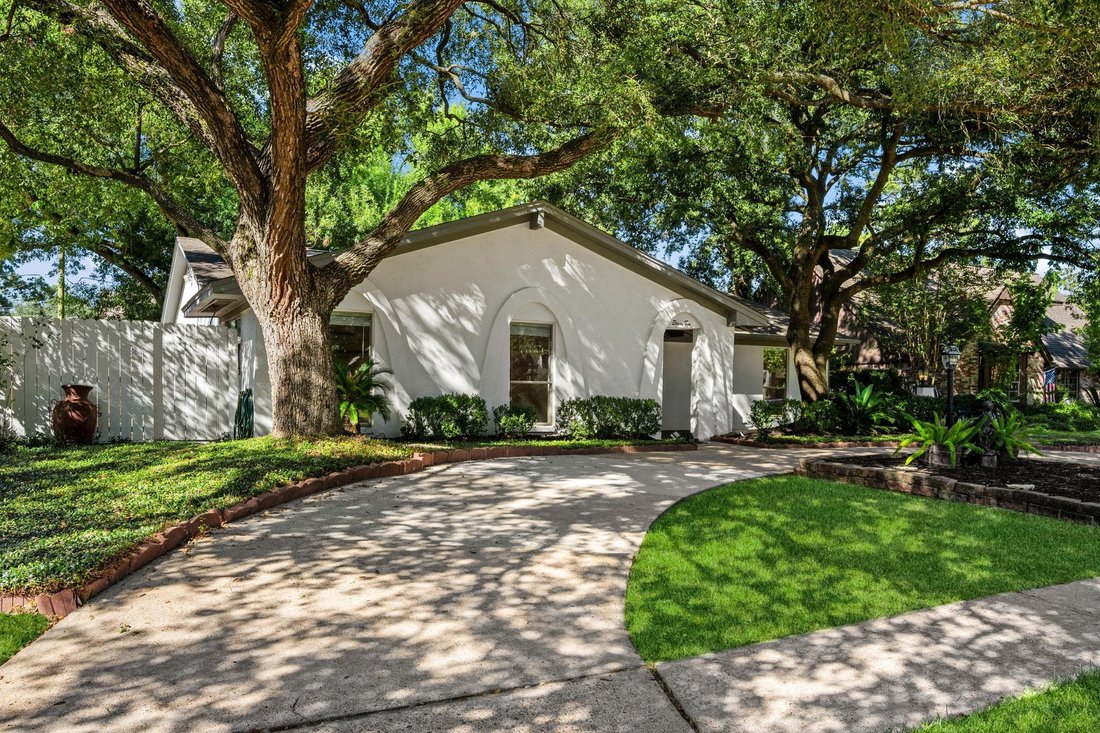 House in Houston, Texas, United States 3 - 18917436