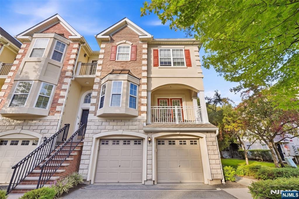 Townhouse in Secaucus, New Jersey, United States 1 - 18916242