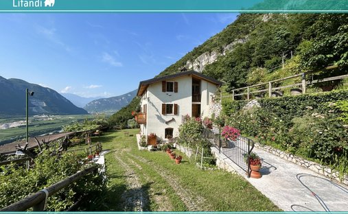 Villa a Ala, Trentino-Alto Adige, Italia 1