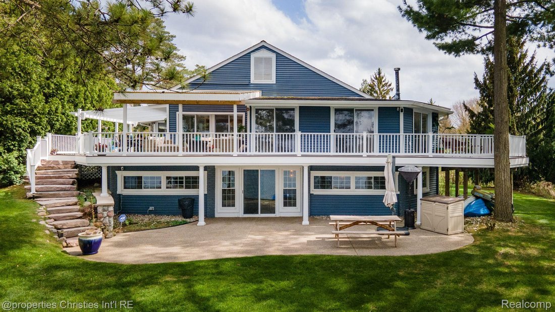 House in Orion charter Township, Michigan, United States 2 - 18860134