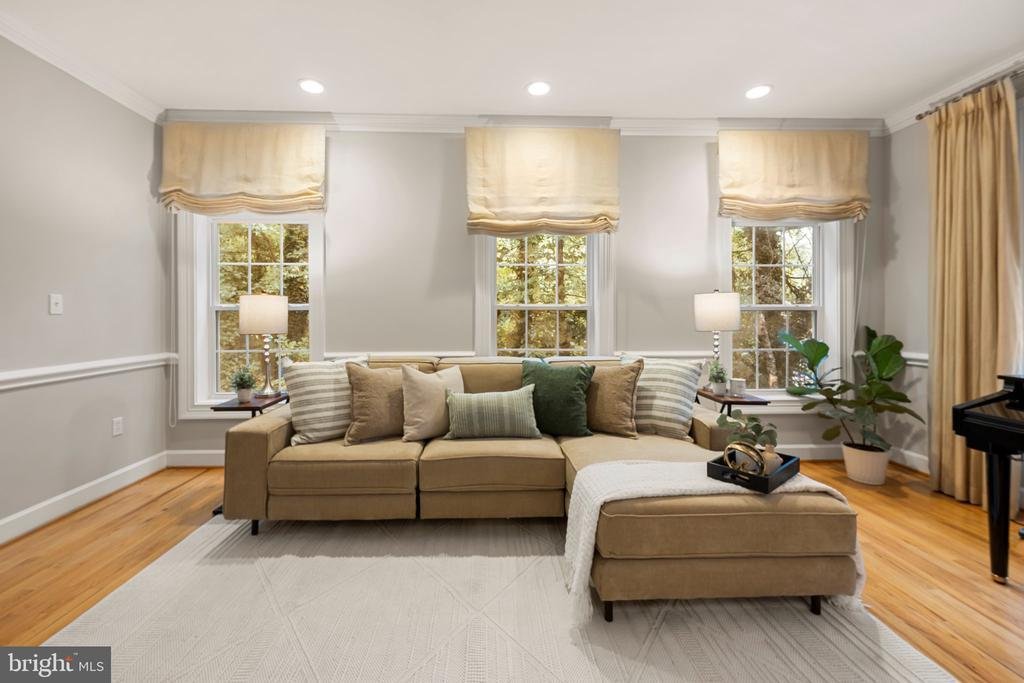 House in Springfield, Virginia, United States 5 - 18909952