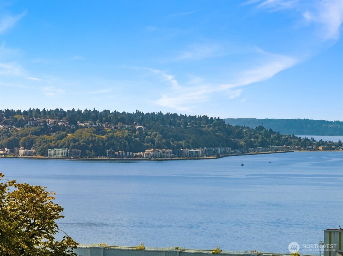 House in Seattle, Washington, United States 5 - 18918548