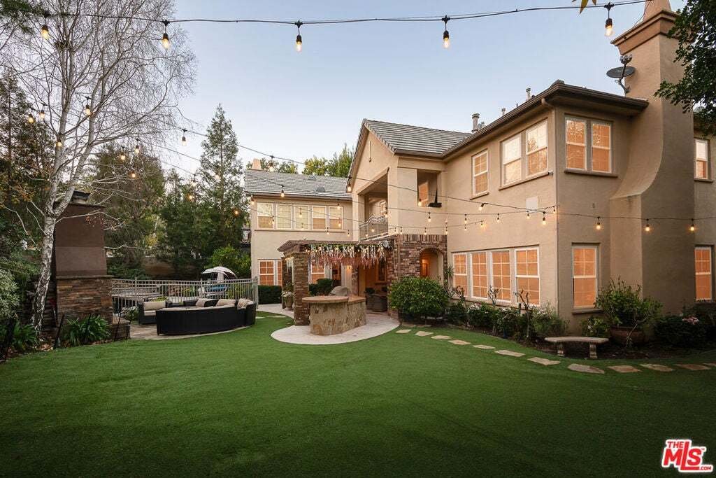 House in Hidden Hills, California, United States 3 - 18908880