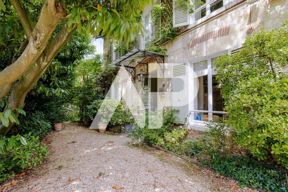 Maison à Beau Site-Pommerets-Binelles, Sèvres, France 2 - 18917604