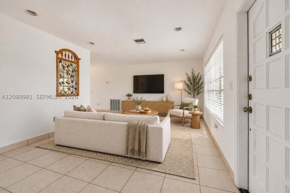 House in Miami, Florida, United States 5 - 18905765