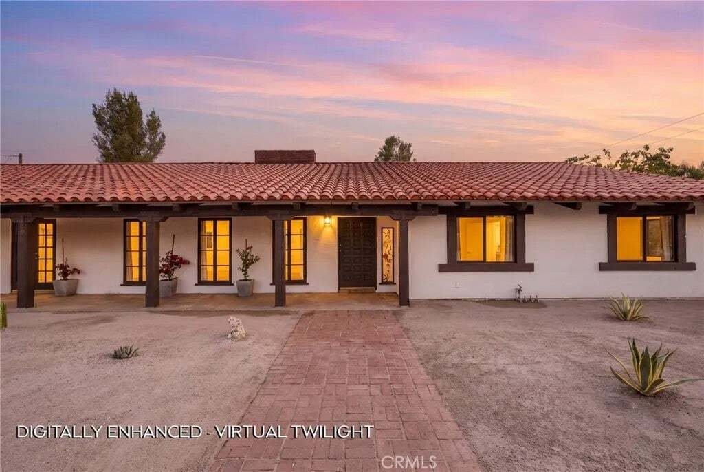 House in Santa Clarita, California, United States 1 - 18910147