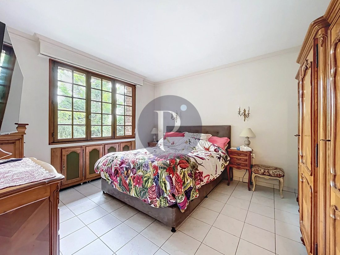 House in Vitry-sur-Seine, Ile-de-France, France 2 - 17562733