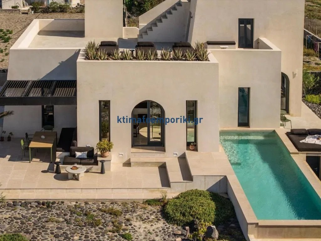 Villa in Thira, Aegean, Greece 1 - 18913172