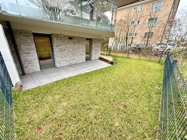 Appartement à Divonne-les-Bains, Auvergne-Rhône-Alpes, France 3 - 18920799