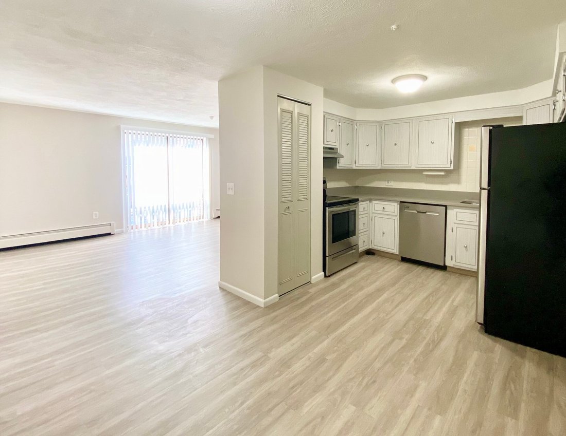 Condo in Malden, Massachusetts, United States 1 - 18910687