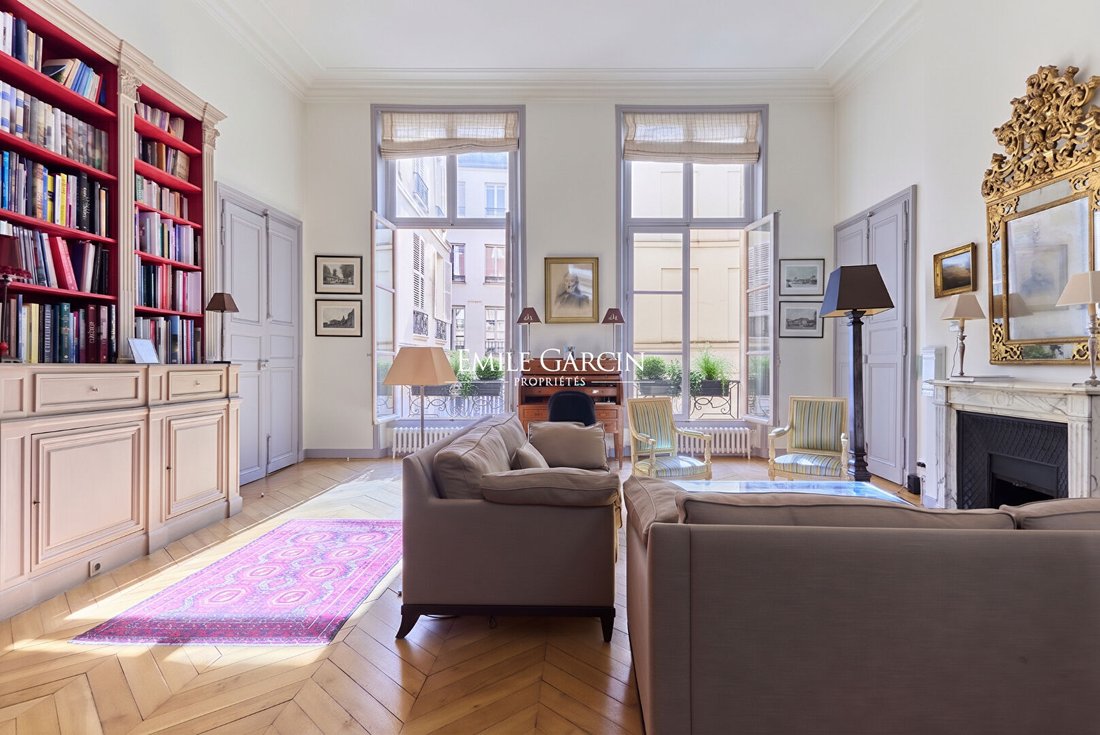 Apartment in Odéon, Paris 6e Arrondissement, Paris 1 - 18908082