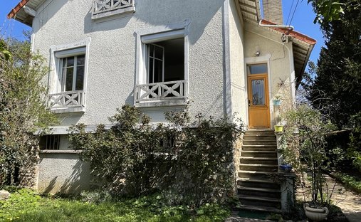 House in Sucy-en-Brie, Ile-de-France, France 1