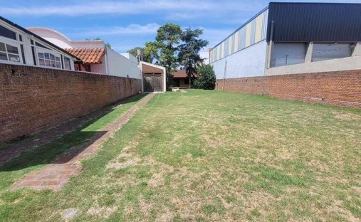 Land in Monte Grande, Buenos Aires Province, Argentina 1