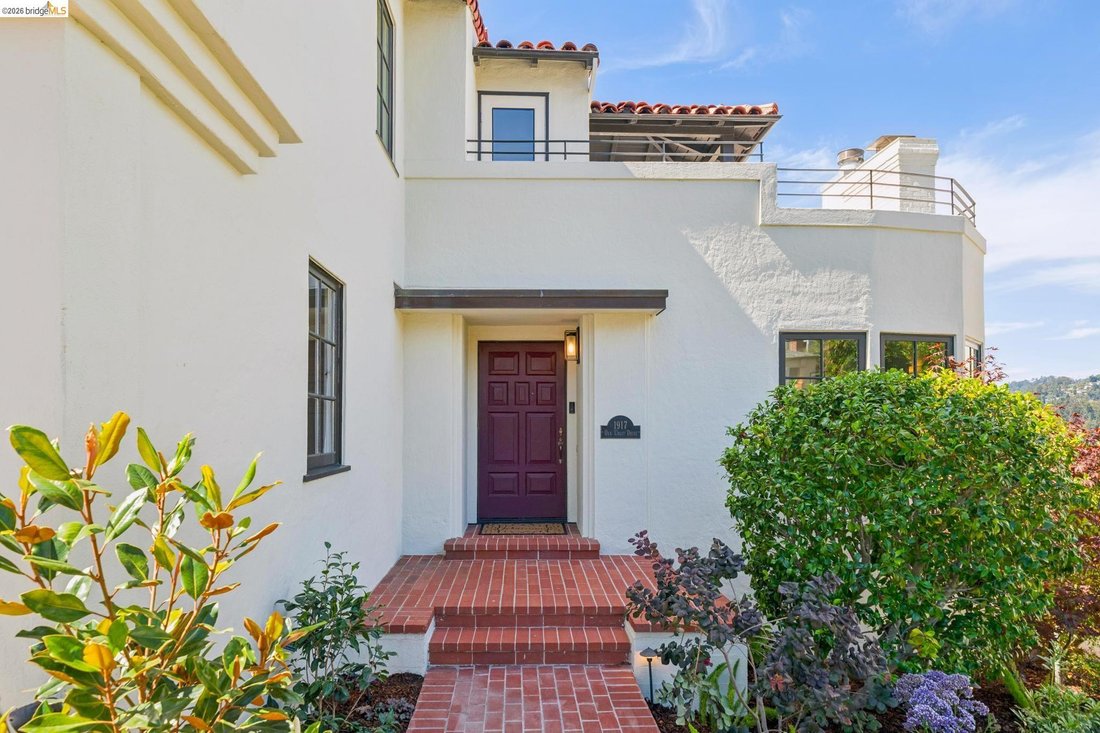 House in Oakland, California, United States 4 - 18909423