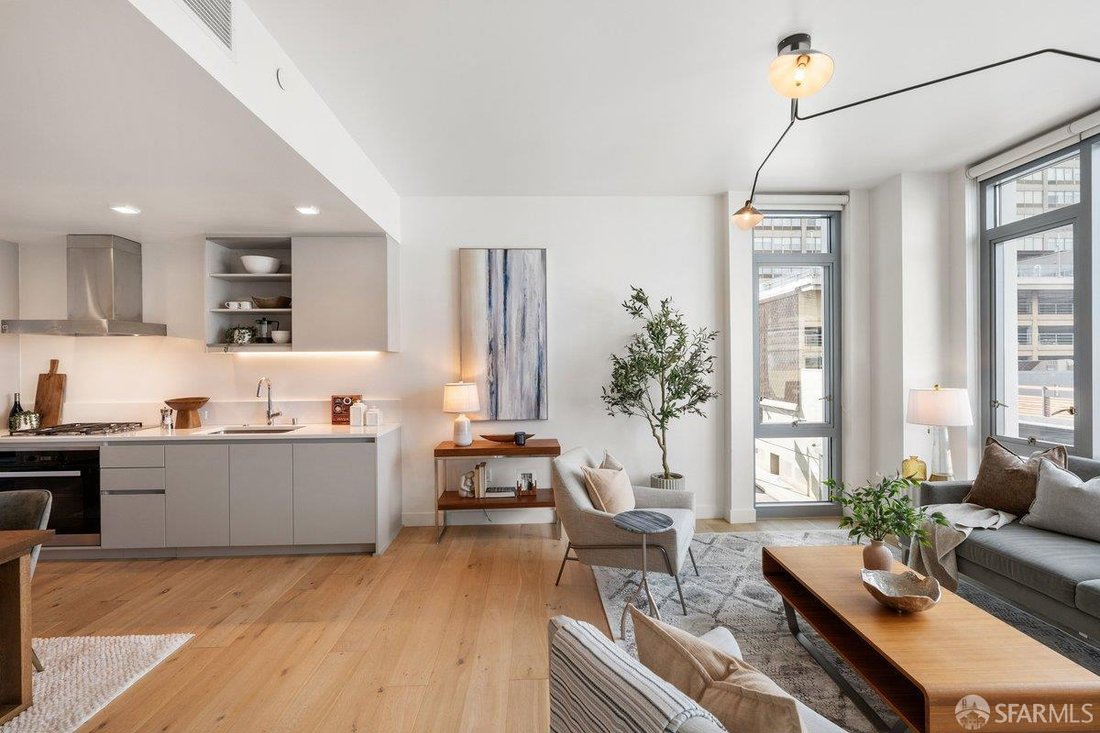 Condo in San Francisco, California, United States 4 - 18908629