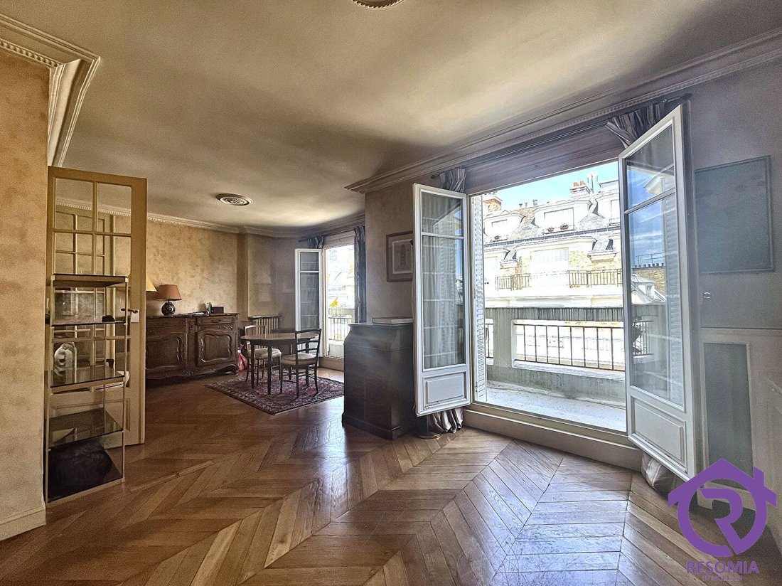 Apartment in Espaces Jeunes, Issy-les-Moulineaux, France 1 - 18920933