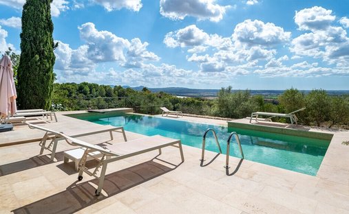 Farm Ranch in Genoa, Palma, Balearic Islands 1
