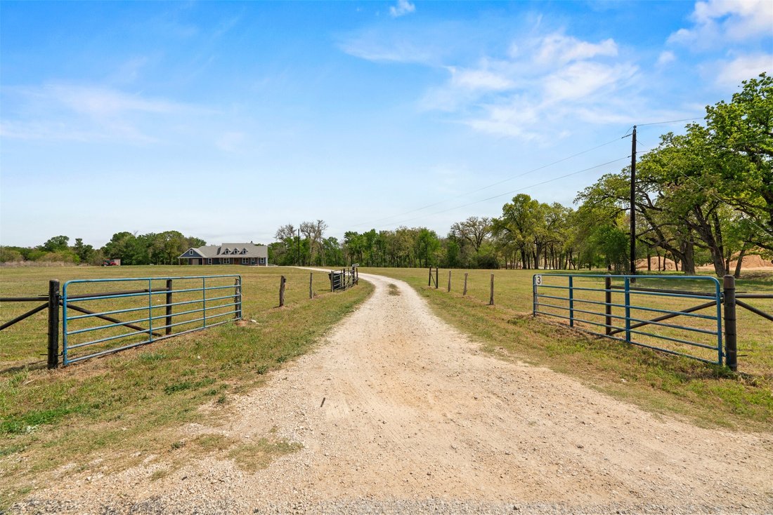 House in Davilla, Texas, United States 3 - 18906175