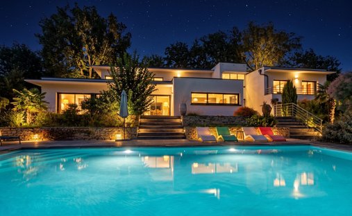 House in Rouffiac-Tolosan, Occitania, France 1
