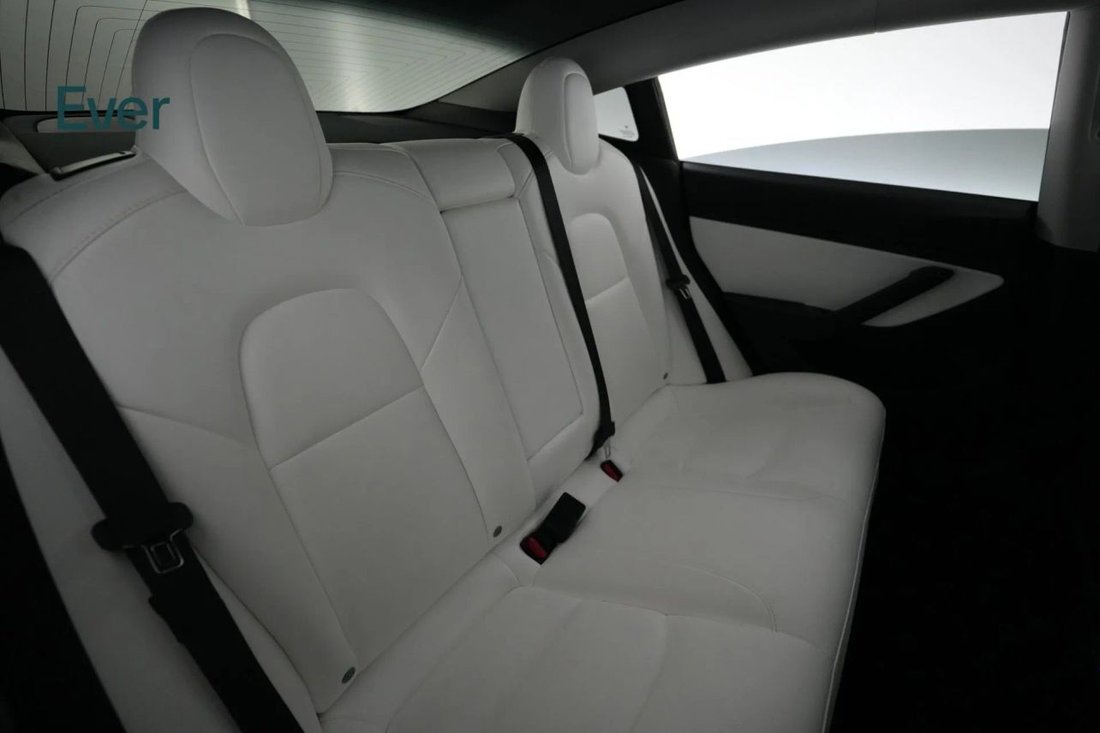 Sedan in San Francisco, CA, United States 5 - 18614237
