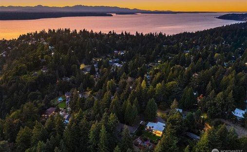House in Burien, Washington, United States 1