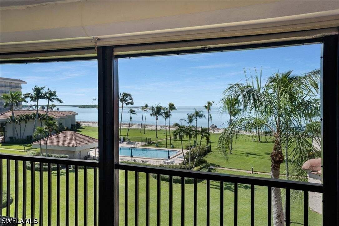 Condo in Marco Island, Florida, United States 2 - 18917147