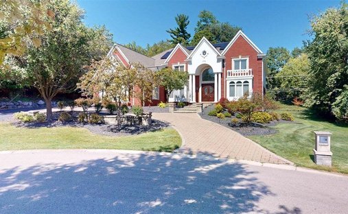 House in Farmington, Michigan, United States 1
